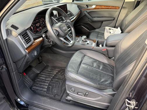 2018 Audi Q5 2.0T Premium Plus