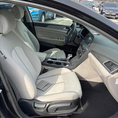 2017 Hyundai Sonata Plug-In Hybrid Base