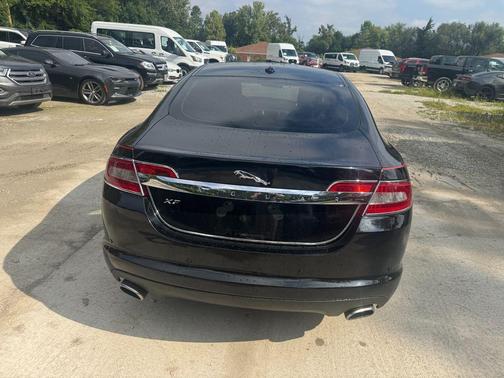 2011 Jaguar XF Premium