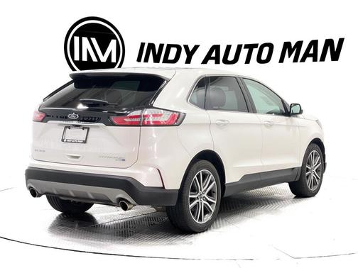 White Platinum Clearcoat Metallic 2019 Ford Edge Titanium