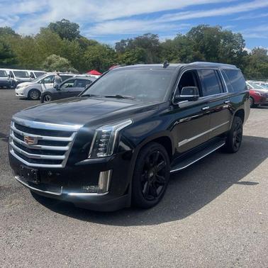 2018 Cadillac Escalade ESV Luxury