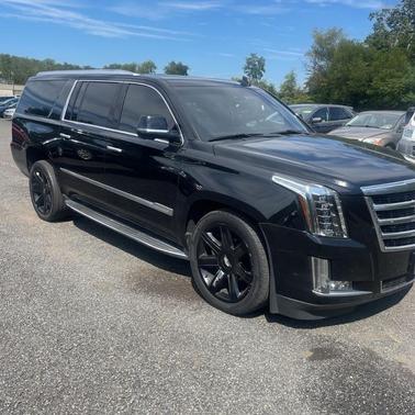 2018 Cadillac Escalade ESV Luxury