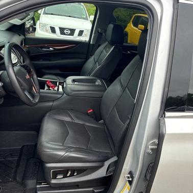 Radiant Silver Metallic 2020 Cadillac Escalade Luxury