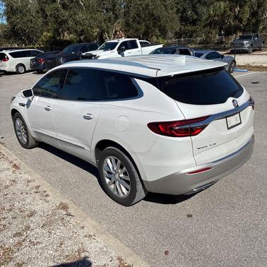 2020 Buick Enclave Essence