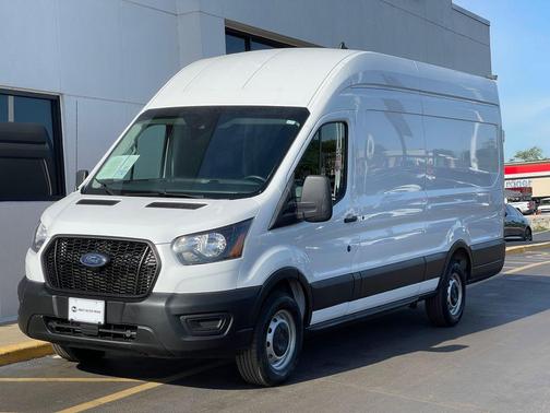 2022 Ford Transit-250 Base