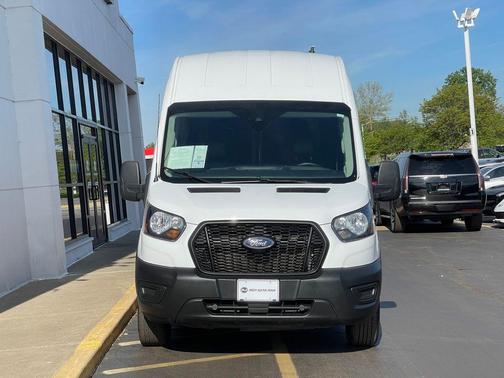 2022 Ford Transit-250 Base
