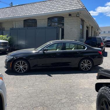 2020 BMW 330 i