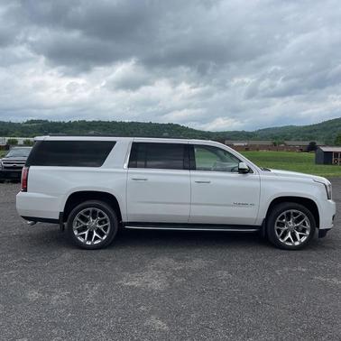 2019 GMC Yukon XL SLT