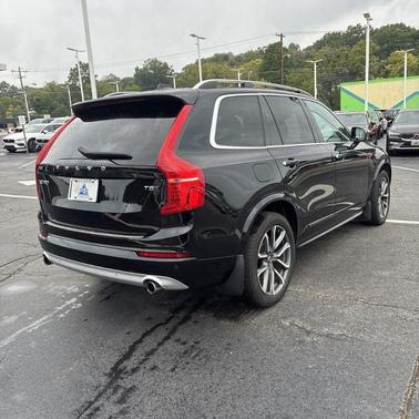 2019 Volvo XC90 T5 Momentum