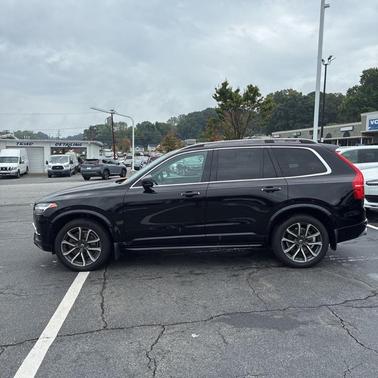 2019 Volvo XC90 T5 Momentum