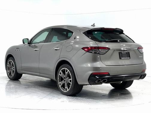 2022 Maserati Levante Modena