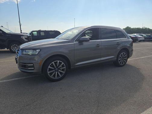 2017 Audi Q7 3.0T Premium Plus
