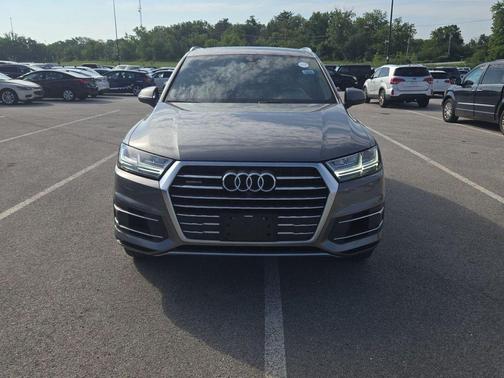 2017 Audi Q7 3.0T Premium Plus