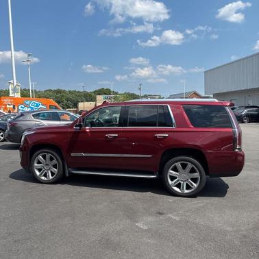 2016 Cadillac Escalade Luxury