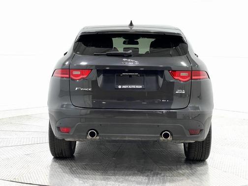 2017 Jaguar F-PACE 35t R-Sport