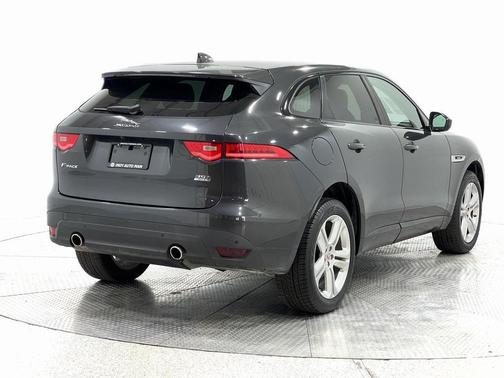 2017 Jaguar F-PACE 35t R-Sport