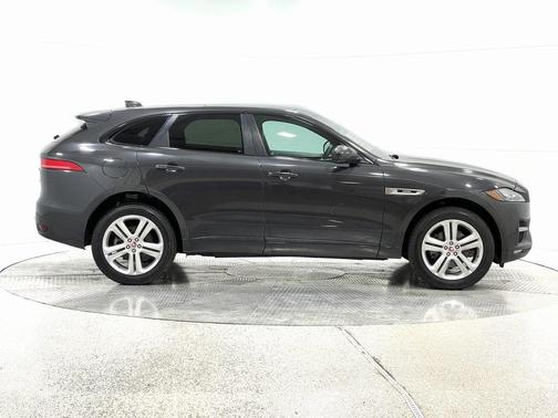 2017 Jaguar F-PACE 35t R-Sport