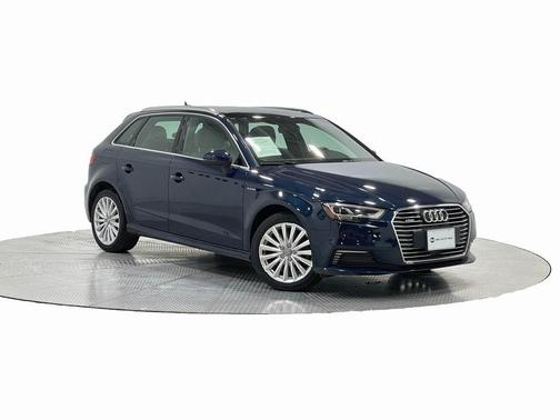 2017 Audi A3 e-tron 1.4T Premium