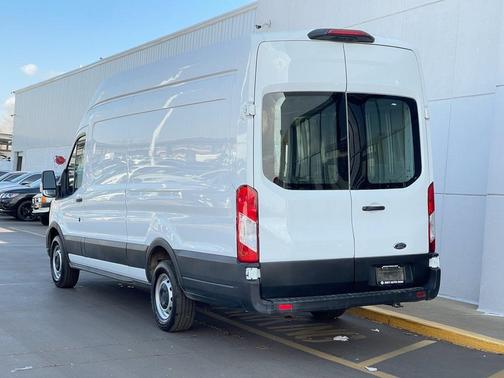 2021 Ford Transit-250 Base