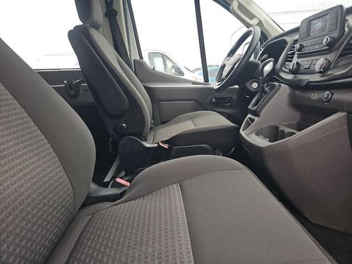 Oxford White 2020 Ford Transit-350 XLT