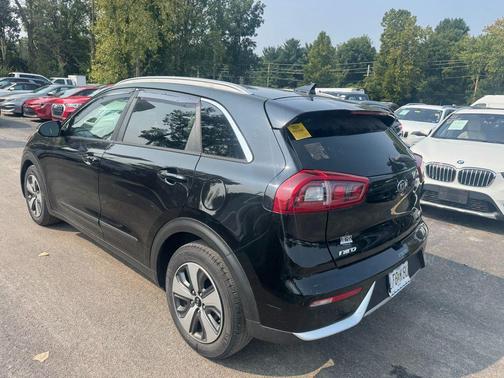 2017 Kia Niro EX
