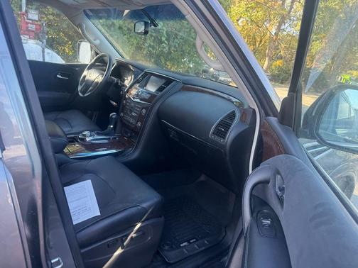 2017 Nissan Armada SV