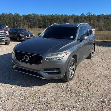2017 Volvo XC90 T5 Momentum