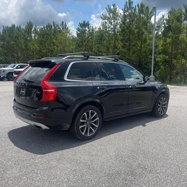 2019 Volvo XC90 T6 Momentum