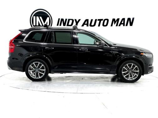 2019 Volvo XC90 T6 Momentum