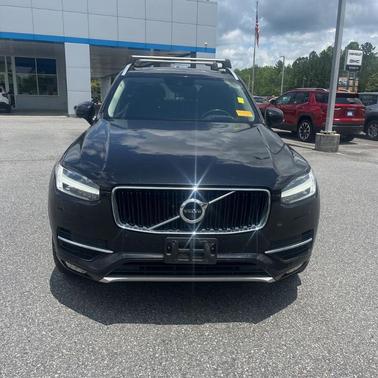 2019 Volvo XC90 T6 Momentum
