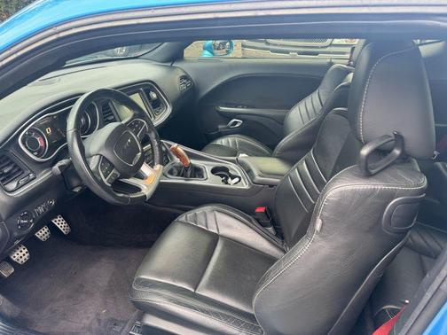 2016 Dodge Challenger SRT 392