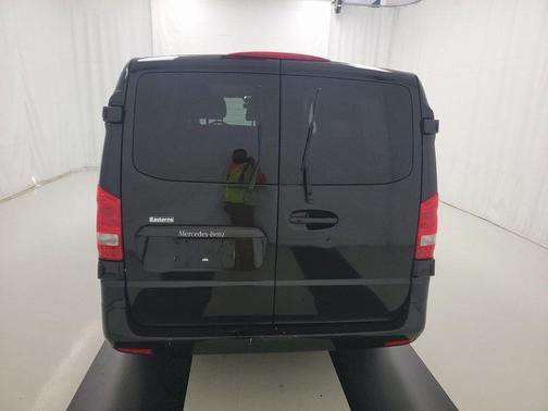2018 Mercedes-Benz Metris Base