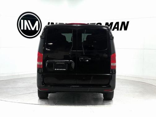 2018 Mercedes-Benz Metris Base
