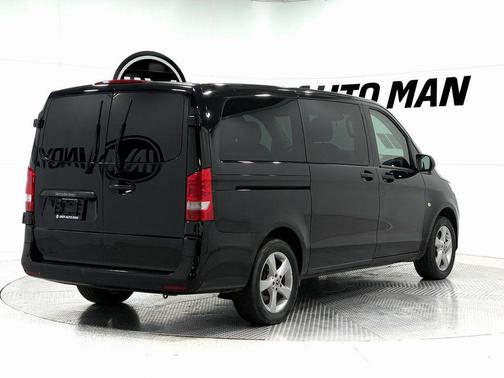 2018 Mercedes-Benz Metris Base