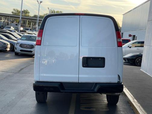 2019 Chevrolet Express 2500 Work Van