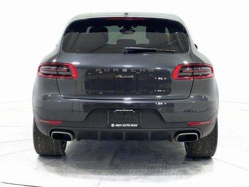 2018 Porsche Macan Base