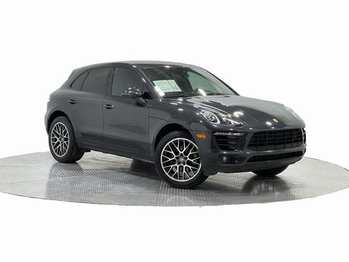 2018 Porsche Macan Base