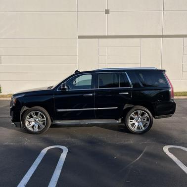 2019 Cadillac Escalade Luxury