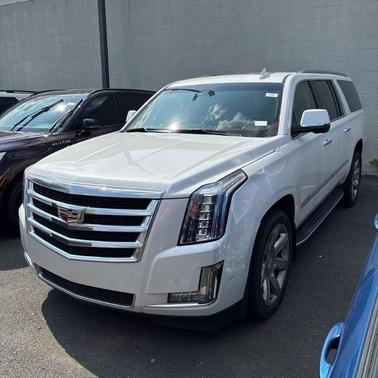 2018 Cadillac Escalade ESV Luxury
