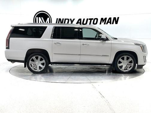2018 Cadillac Escalade ESV Luxury