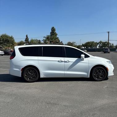 2021 Chrysler Pacifica Hybrid Limited
