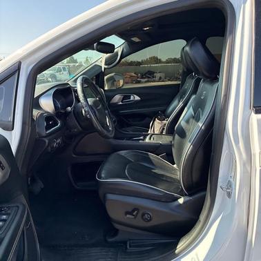 2021 Chrysler Pacifica Hybrid Limited