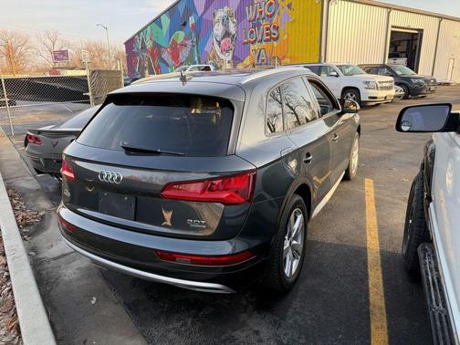 2018 Audi Q5 2.0T Premium