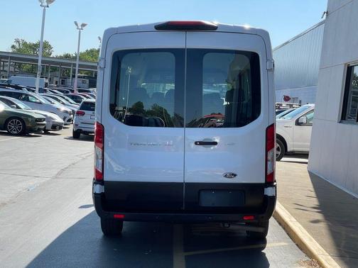 2022 Ford Transit-350 XLT