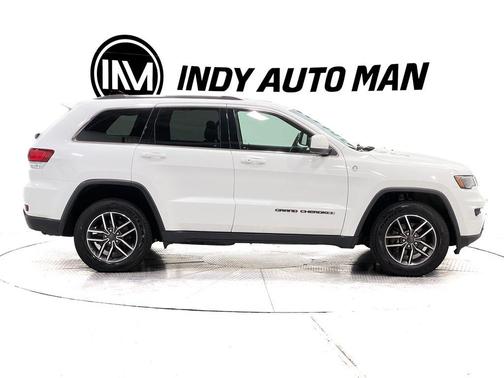2020 Jeep Grand Cherokee Laredo