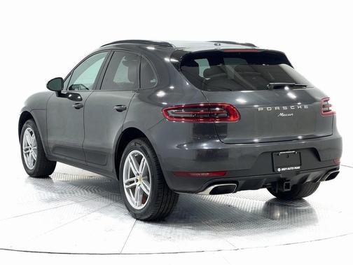 2018 Porsche Macan Base