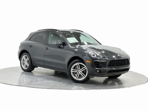 2018 Porsche Macan Base