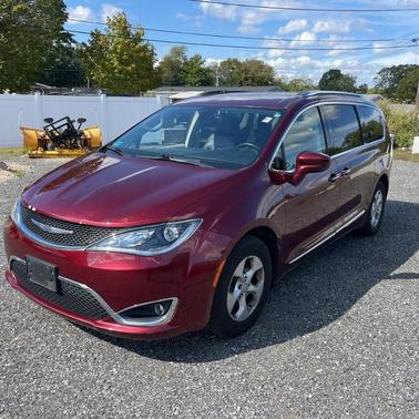 2017 Chrysler Pacifica Touring-L Plus