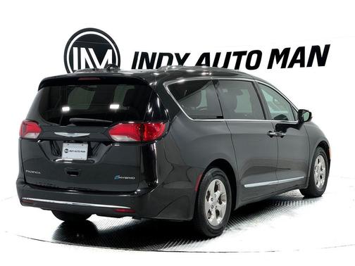 2018 Chrysler Pacifica Hybrid Limited