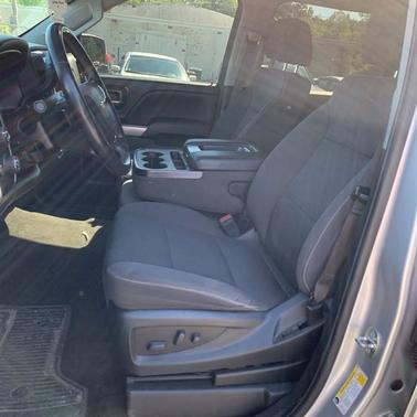 Silver Ice Metallic 2018 Chevrolet Silverado 1500 LT